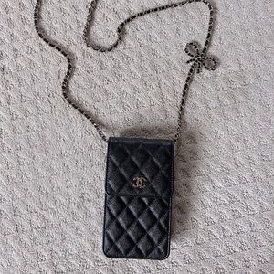 Chanel 23S black Caviar classic phone bag with chain bow